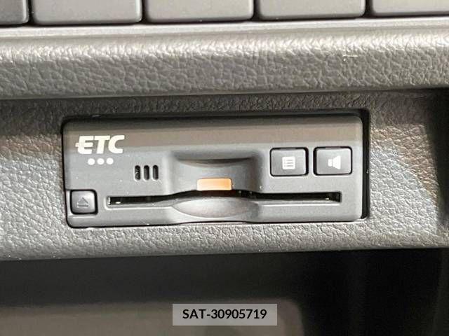 Suzuki X BEE 2020-11 333929-7
