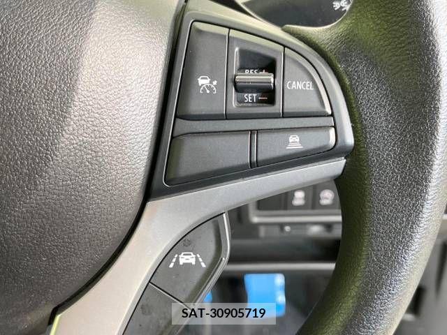 Suzuki X BEE 2020-11 333929-5