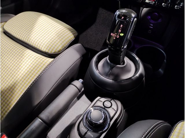 Bmw MINI 2023-02 9189-19