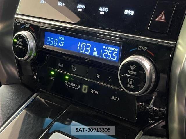 Toyota VELLFIRE 2017-03 287993-7