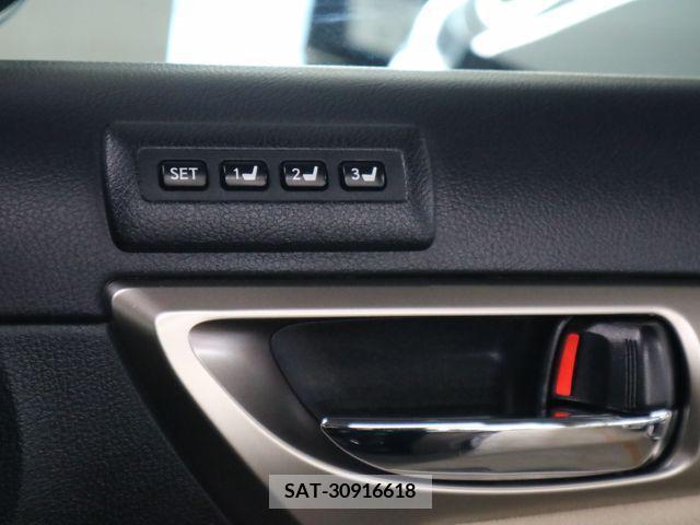 Lexus CT 2022-04 362695-23