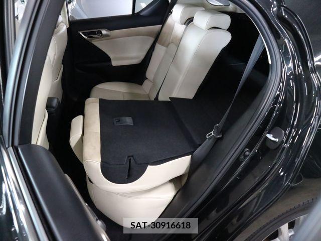 Lexus CT 2022-04 362695-13