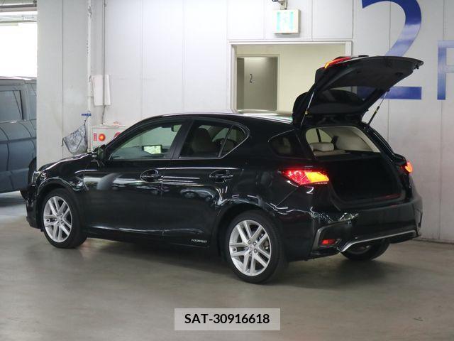Lexus CT 2022-04 362695-15
