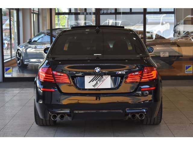 Bmw M5 2015-01 17917-25