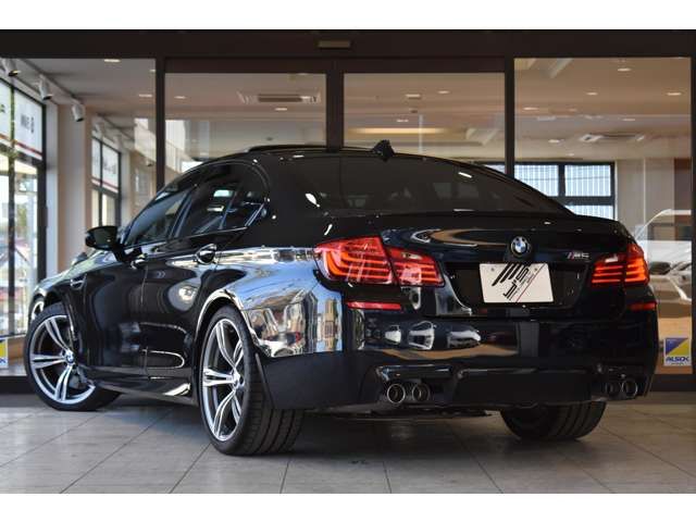 Bmw M5 2015-01 17917-24