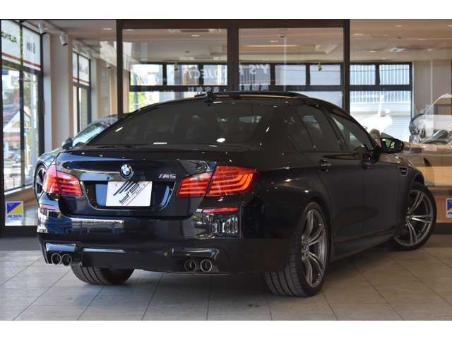 Bmw M5 2015-01 17917-26