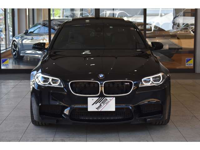 Bmw M5 2015-01 17917-20