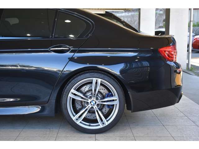 Bmw M5 2015-01 17917-29