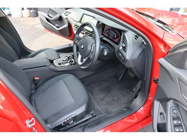 Bmw 1 SERIES 2022-01 19298-2