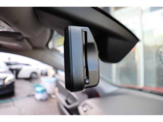 Bmw 1 SERIES 2022-01 19298-11