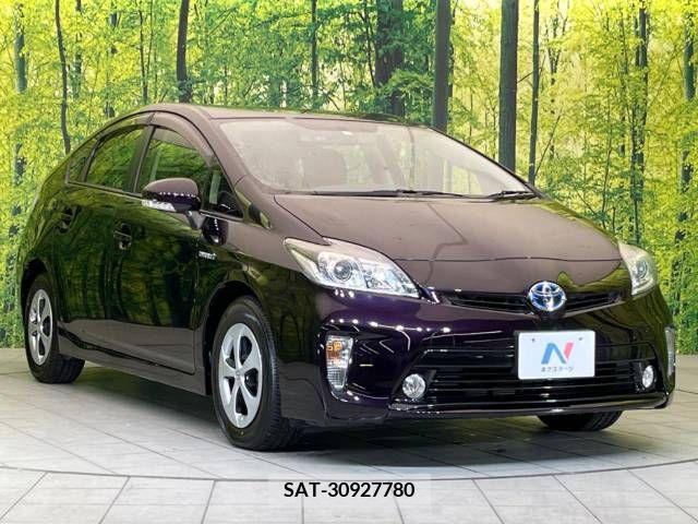 Toyota PRIUS 2015-09 234978-14