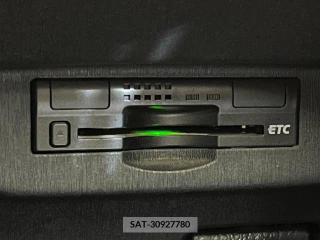 Toyota PRIUS 2015-09 234978-4