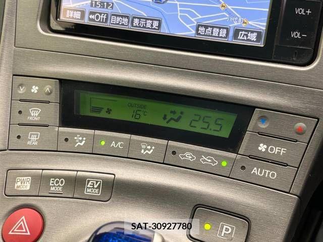 Toyota PRIUS 2015-09 234978-3