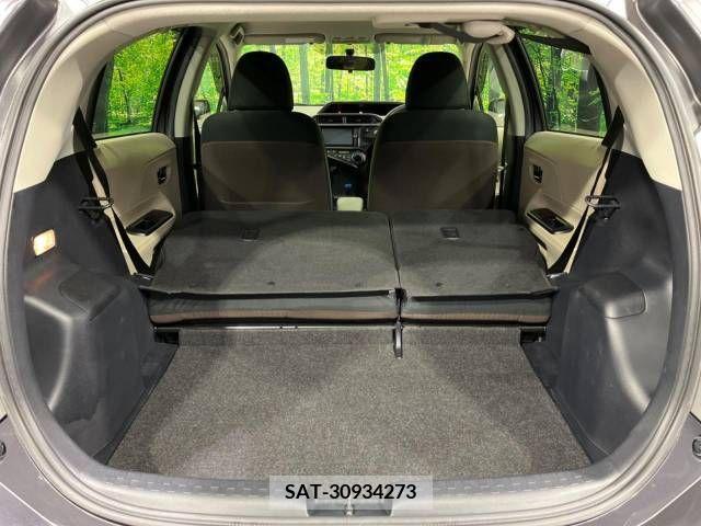 Toyota AQUA 2013-06 292124-10