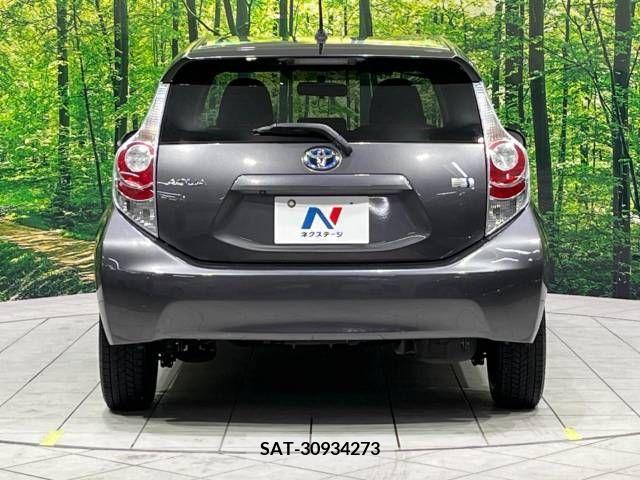 Toyota AQUA 2013-06 292124-15