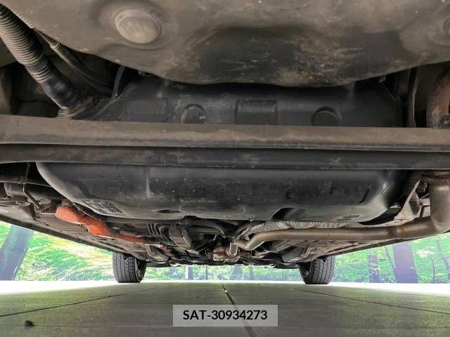 Toyota AQUA 2013-06 292124-19