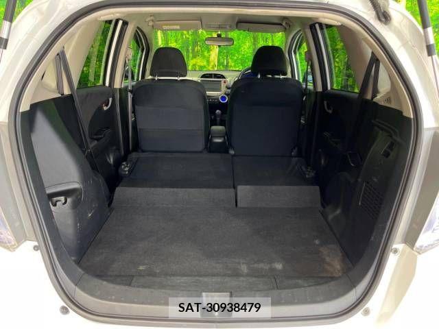 Honda FIT HYBRID 2010-12 269698-10