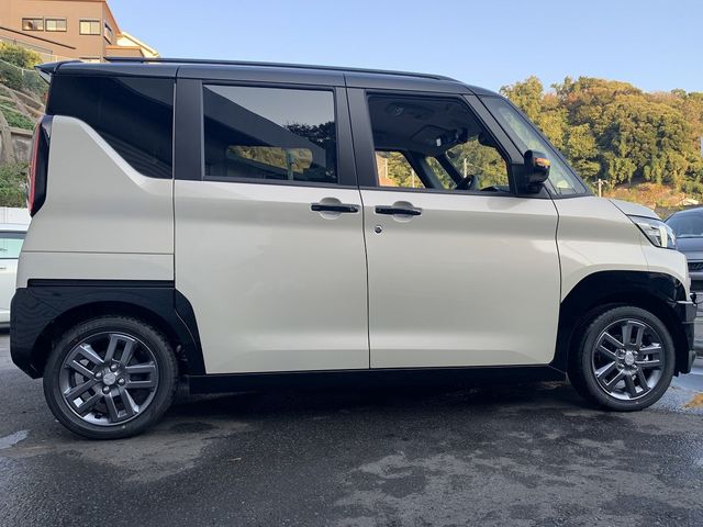 Mitsubishi DELICA MINI 2023-09 27642-5