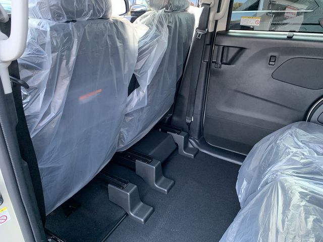 Mitsubishi DELICA MINI 2023-09 27642-20