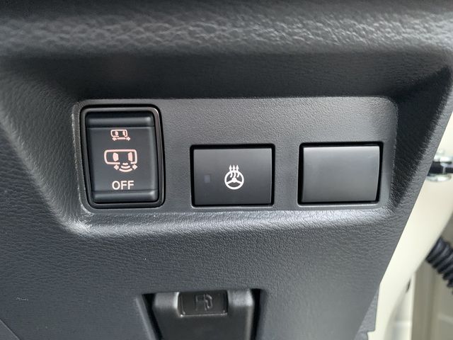 Mitsubishi DELICA MINI 2023-09 27642-24