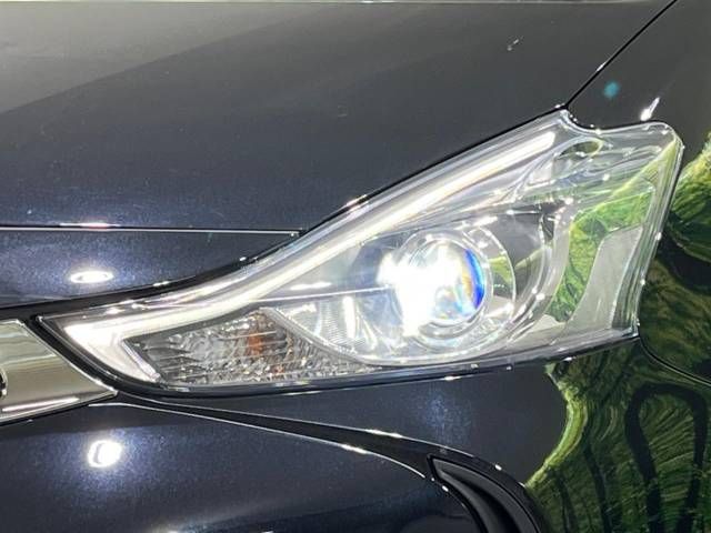 Toyota PRIUS ALPHA 2020-02 13979-12