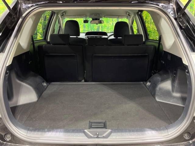 Toyota PRIUS ALPHA 2020-02 13979-10