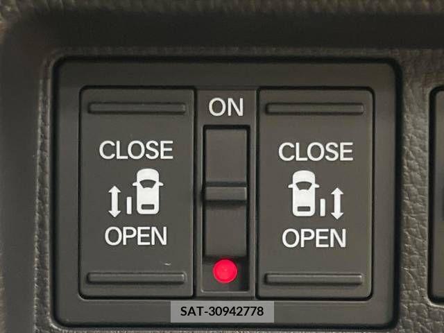 Honda STEP WGN 2022-05 286128-6