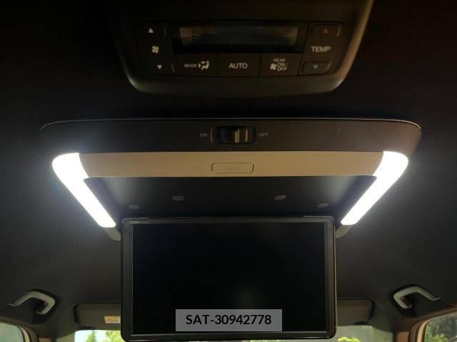 Honda STEP WGN 2022-05 286128-4