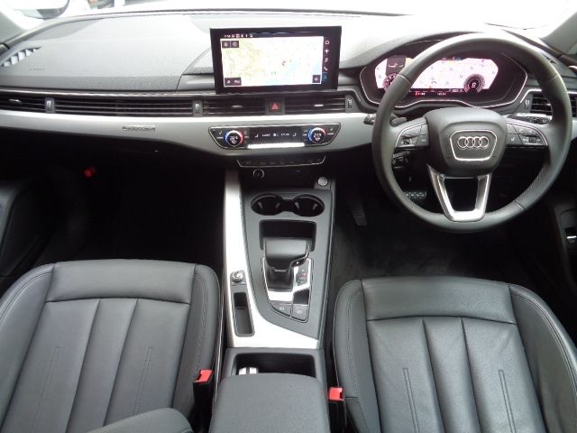 Audi A4 2021-05 2471-19