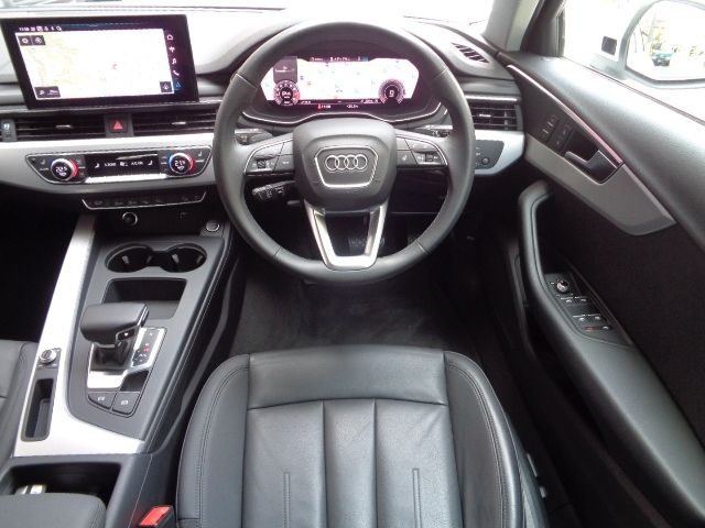 Audi A4 2021-05 2471-1