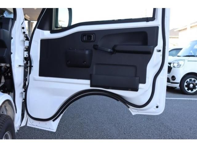 Daihatsu HIJET TRUCK 2023-10 14709-18