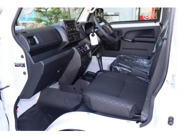 Daihatsu HIJET TRUCK 2023-10 14709-20
