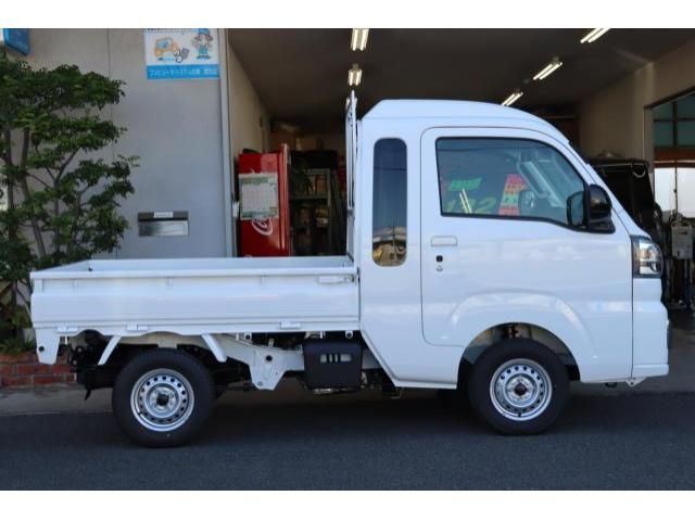 Daihatsu HIJET TRUCK 2023-10 14709-28