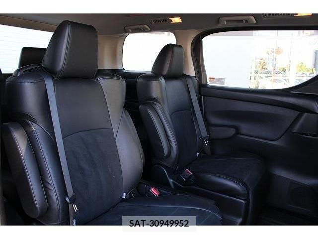 Toyota ALPHARD 2018-03 203448-15