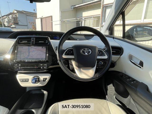 Toyota PRIUS 2017-02 207095-6
