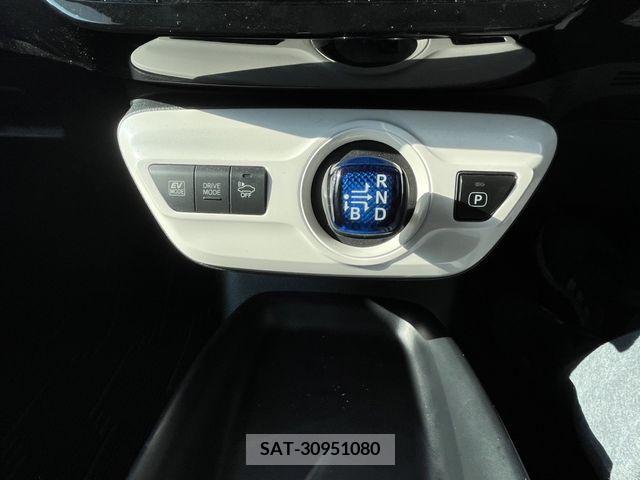 Toyota PRIUS 2017-02 207095-12