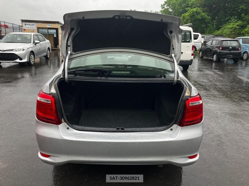 Toyota COROLLA AXIO 2017-10 258485-15