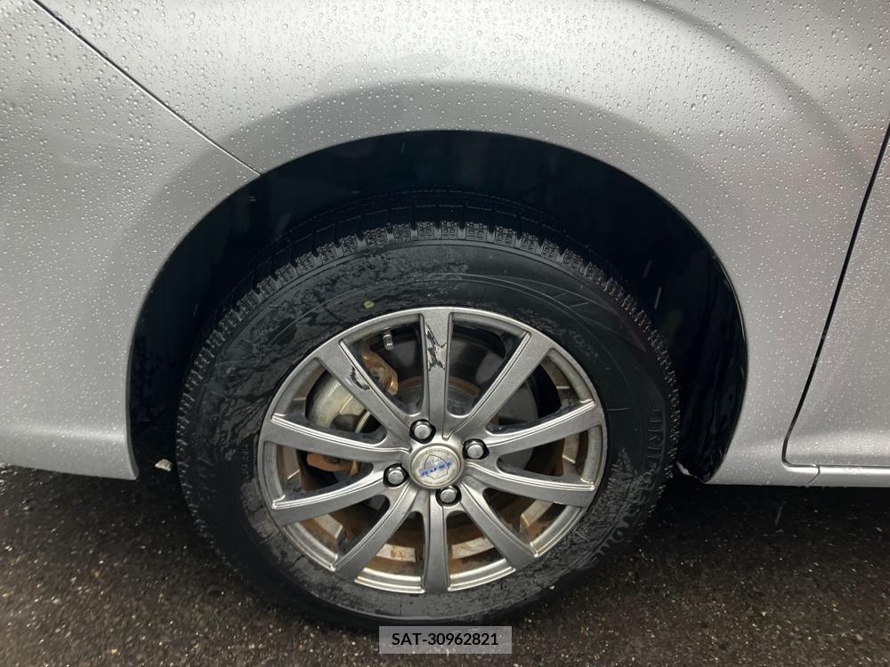 Toyota COROLLA AXIO 2017-10 258485-18