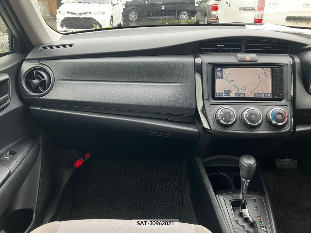 Toyota COROLLA AXIO 2017-10 258485-5