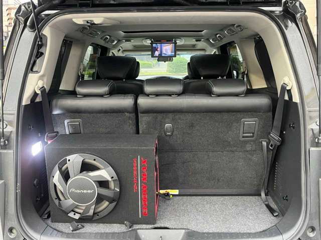 Nissan ELGRAND 2019-05 26762-16