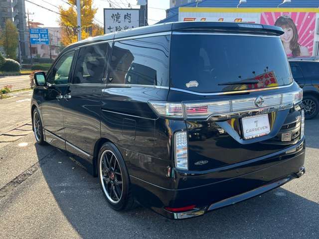 Nissan ELGRAND 2019-05 26762-6
