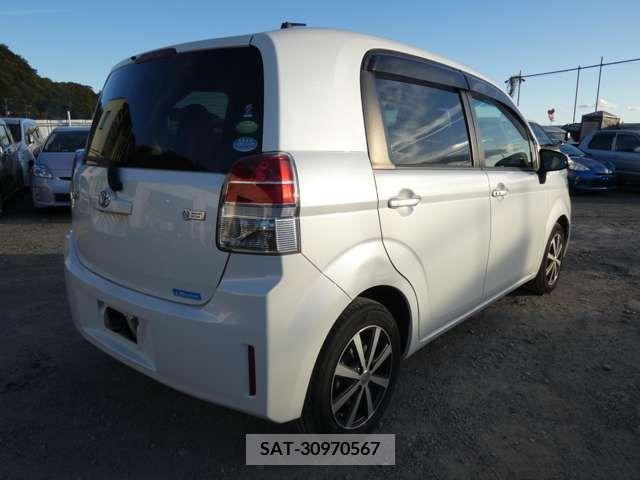 Toyota SPADE 2012-09 250840-5