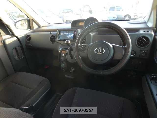Toyota SPADE 2012-09 250840-10