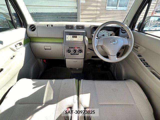 Daihatsu MOVE CONTE 2015-09 218628-1