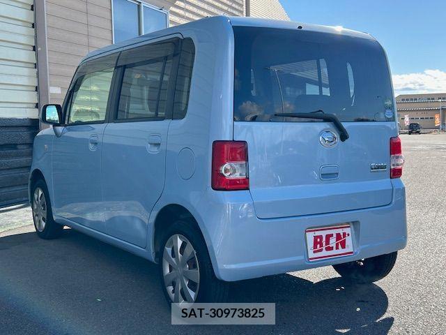 Daihatsu MOVE CONTE 2015-09 218628-2