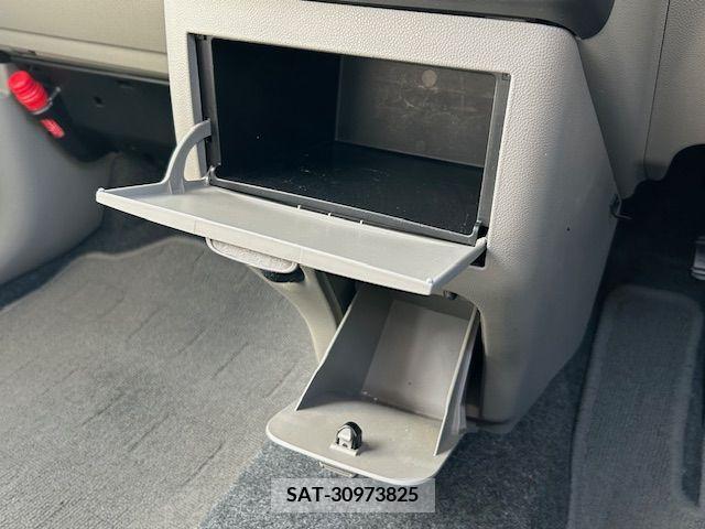 Daihatsu MOVE CONTE 2015-09 218628-5
