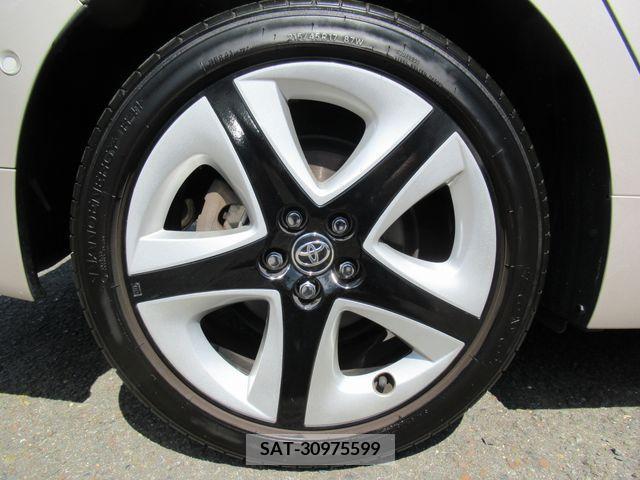 Toyota PRIUS 2018-09 202233-3