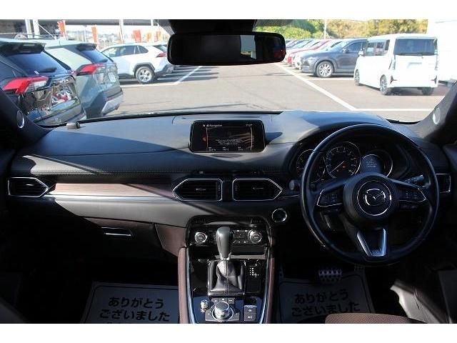 Mazda CX-8 2018-03 186099-18
