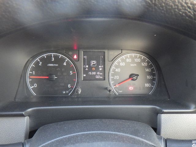 Nissan NV350 Caravan 2018-11 195112-13