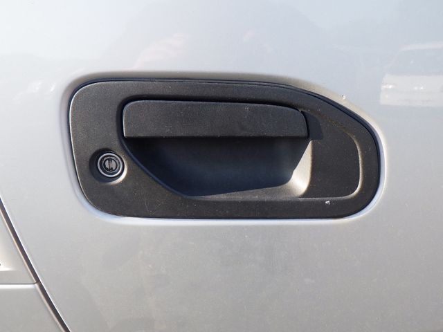 Nissan NV350 Caravan 2018-11 195112-25